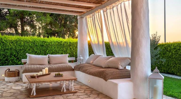 Fully equipped villa with grill, terrace & yard | Perfect for remote work | Pets allowed — photo 3