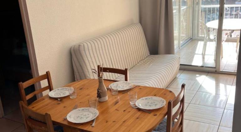 Rental apartment with patio — photo 5