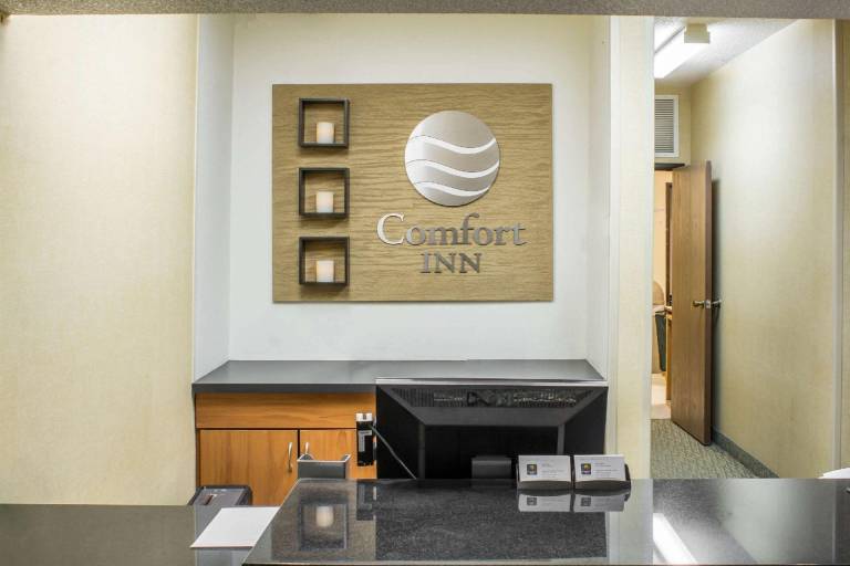 Comfort Inn Sioux City South — photo 3
