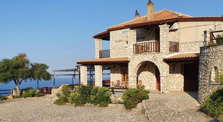 Fully equipped lovely rental apartment with terrace & BBQ | Dogs allowed in Zakynthos