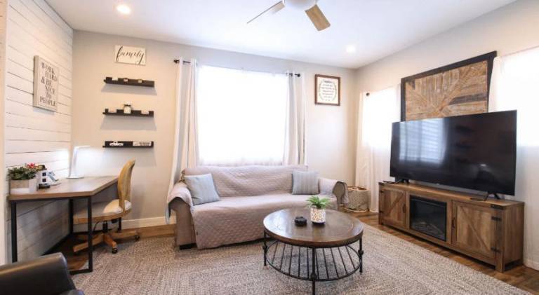 Beautiful vacation home | Pet-friendly — photo 2