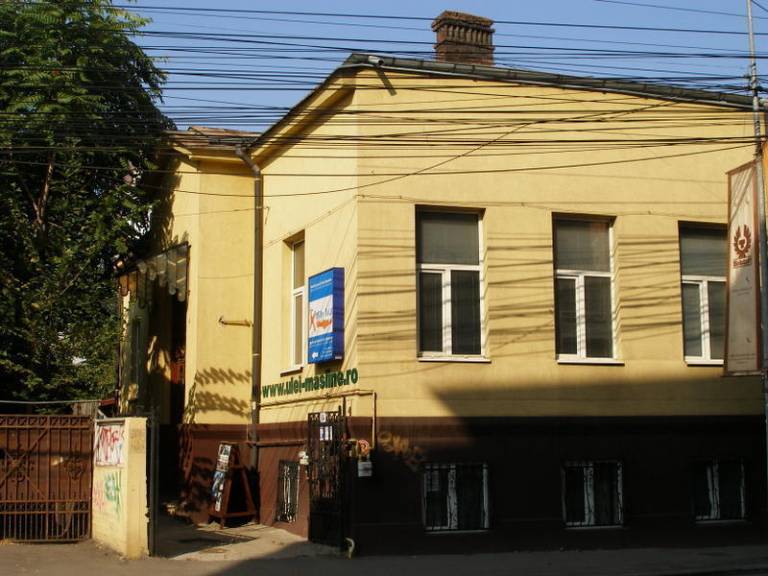 Hostel  Sector 1