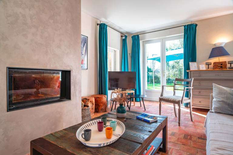 Vacation home with BBQ, garden & terrace — photo 2