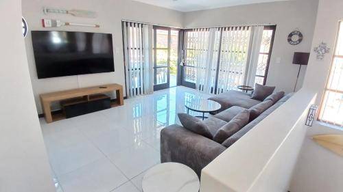 House Jeffreys Bay