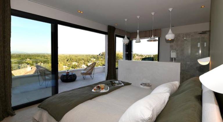 Ample villa with pool | Near Fort Saint-André | Pet-friendly — photo 2
