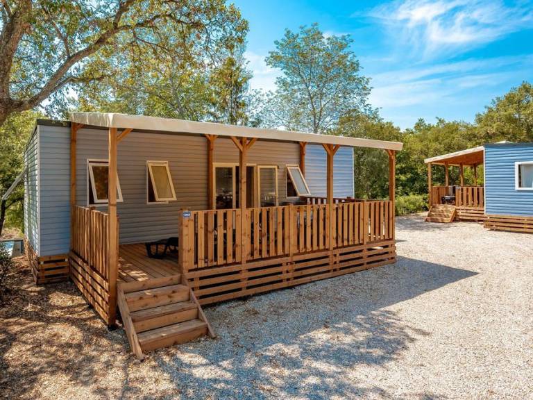 Family-friendly mobile home with pool & terrace | Close to the beach | Pets allowed — photo 4