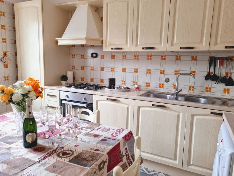 Holiday apartment with 2 rooms for 5 persons — photo 3