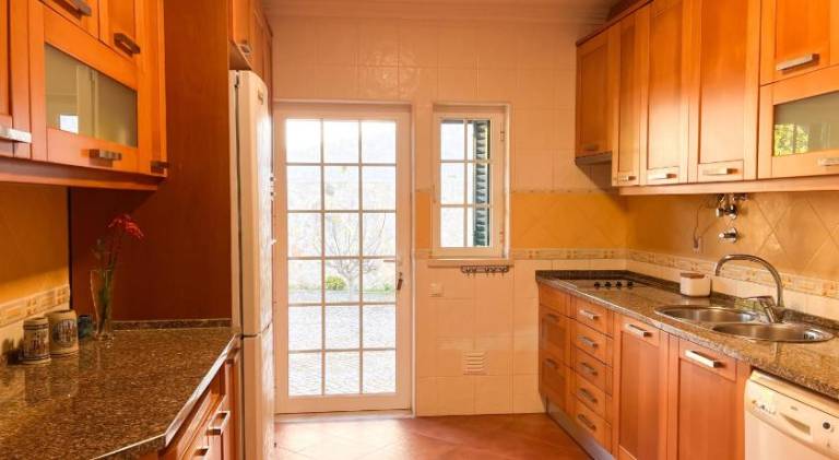 Fully equipped vacation home with garden, terrace & barbeque | Pet-friendly — photo 3