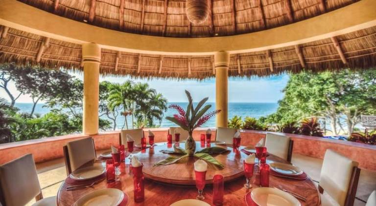 Lovely villa with pool & jacuzzi | Pets are welcome — photo 3