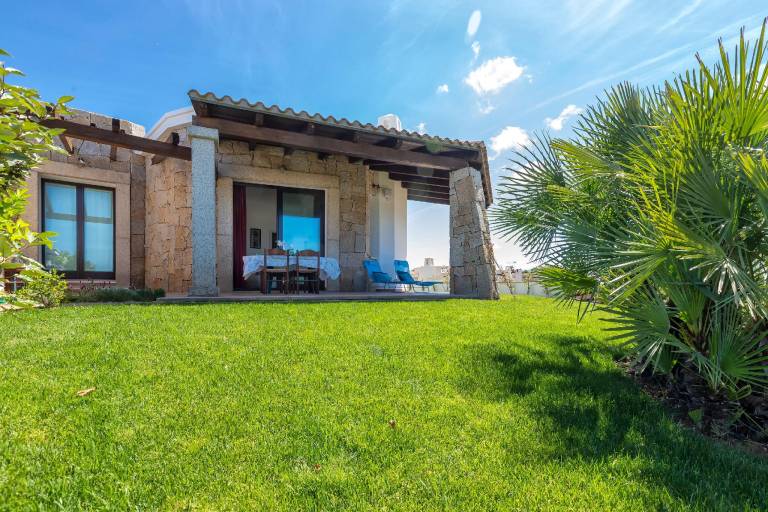 Holiday apartment with pool | Dogs allowed in Alghero