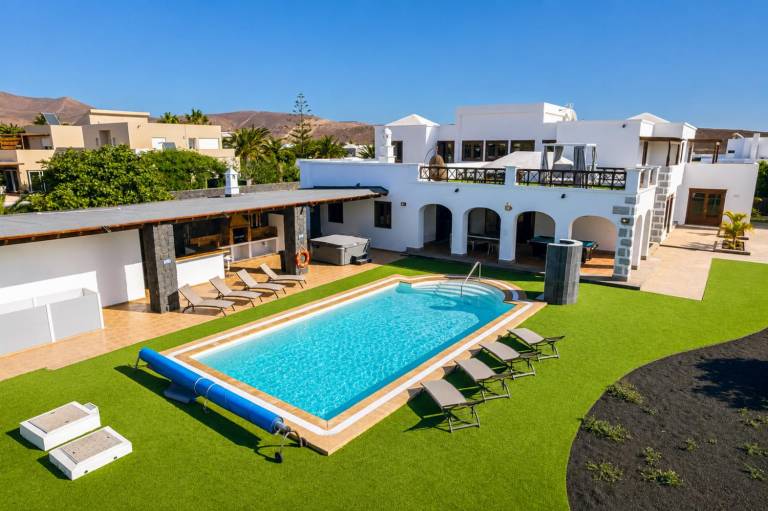 Villa  Costa Teguise