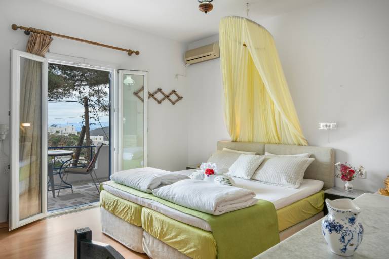 Studio with barbeque, fast internet & patio | Sea view in Amorgos