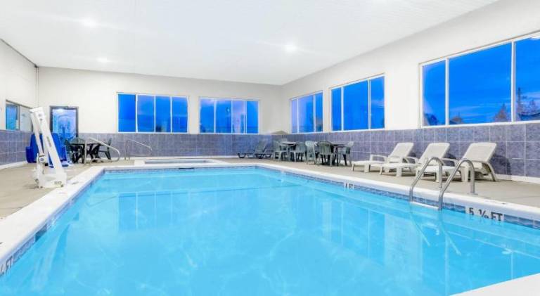 Howard Johnson by Wyndham Perry GA — photo 2