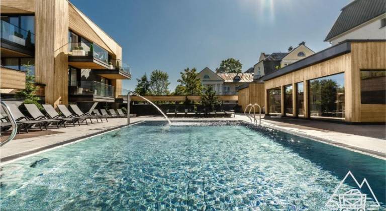 Serviced apartment with pool, sauna & terrace — photo 5