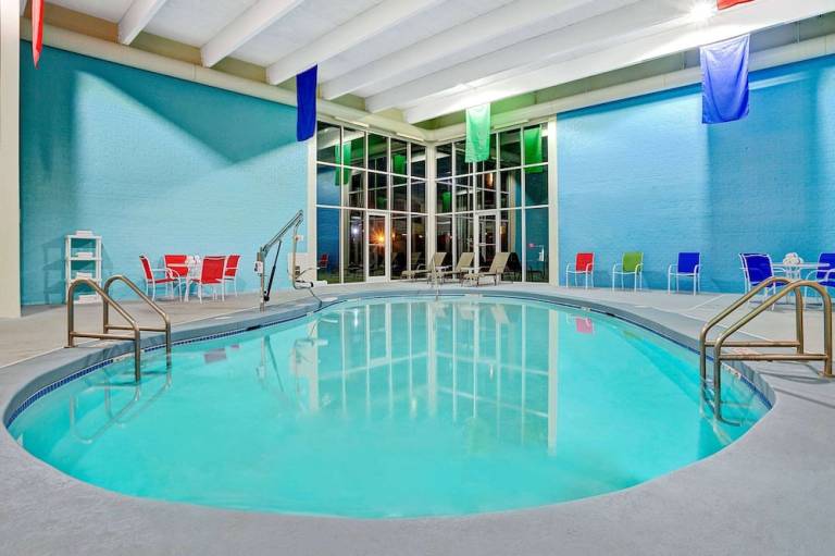 Travelodge by Wyndham Iowa City
