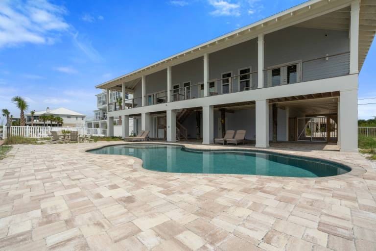 307 m&sup2; Ferienhaus