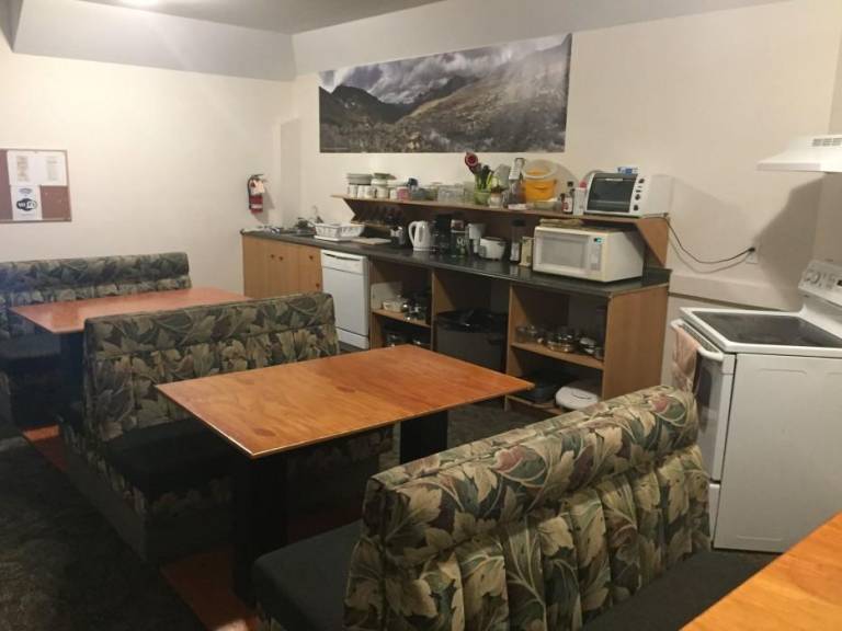 Invermere Hostel — photo 2