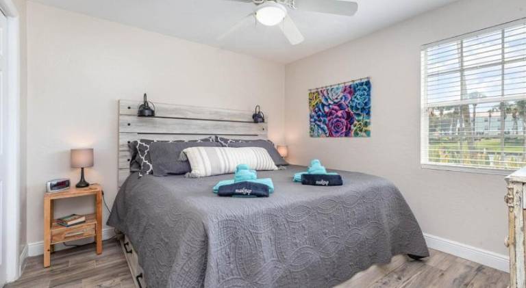 Holiday apartment with pool | Dogs allowed in Melbourne, FL