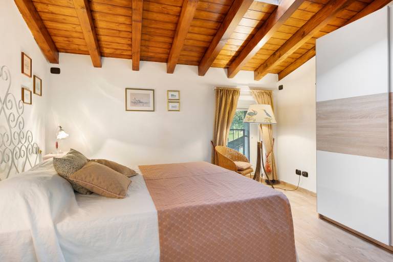 Apartment 'Il Borgo Ulivo' with Lake View, Wi-Fi and Air Conditioning — photo 2
