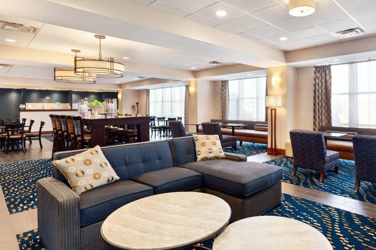 Hampton Inn Watertown — photo 2