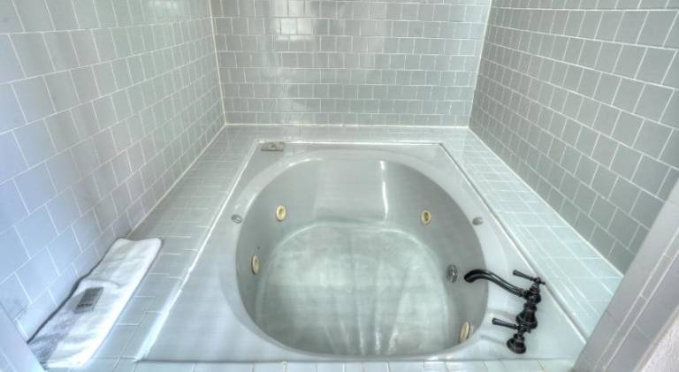Amerivu Inn & Suites - Helen - Downtown — photo 3
