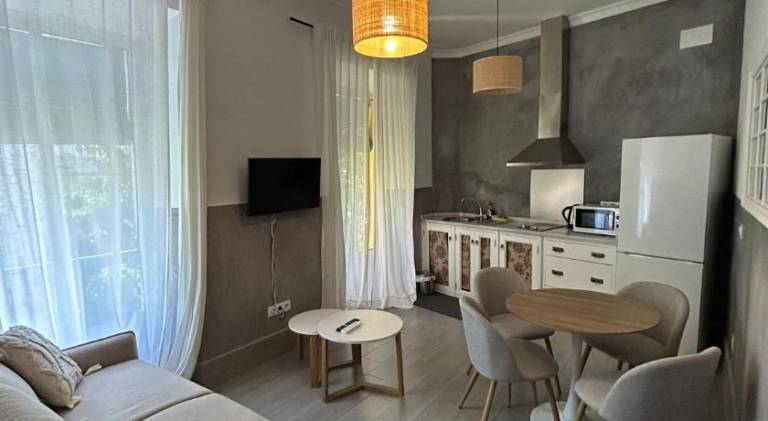 Vacation home | Next to Metropol Parasol | Pet-friendly — photo 2