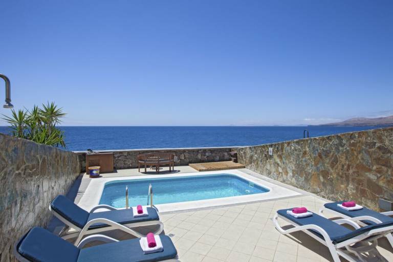 Villa  Puerto Calero