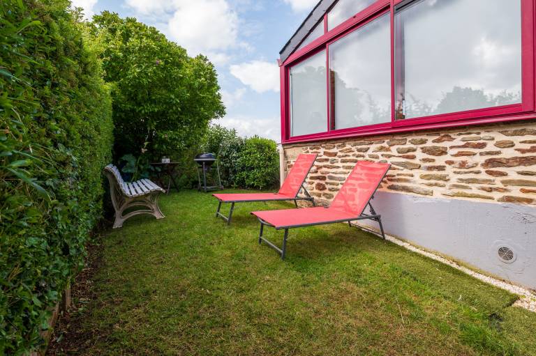 Vacation home with BBQ, garden & patio | Perfect for remote work — photo 3