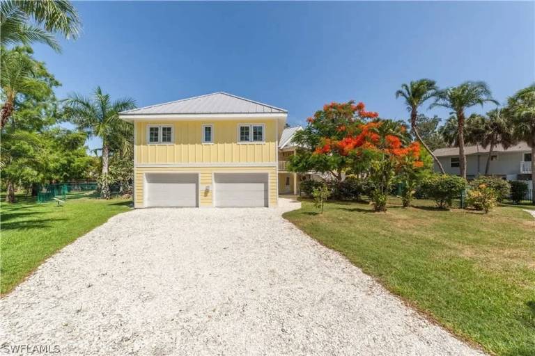 Villa  Villas