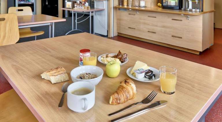 B&B HOTEL Clermont-Ferrand Gerzat — photo 3