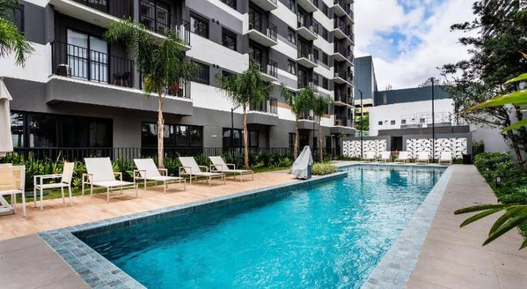 Holiday apartment with pool in Paulista