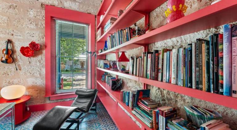 Vacation home | Close to Tower of the Americas | Good for workation — photo 4