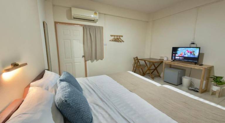 Serviced apartment for 3 persons — photo 5