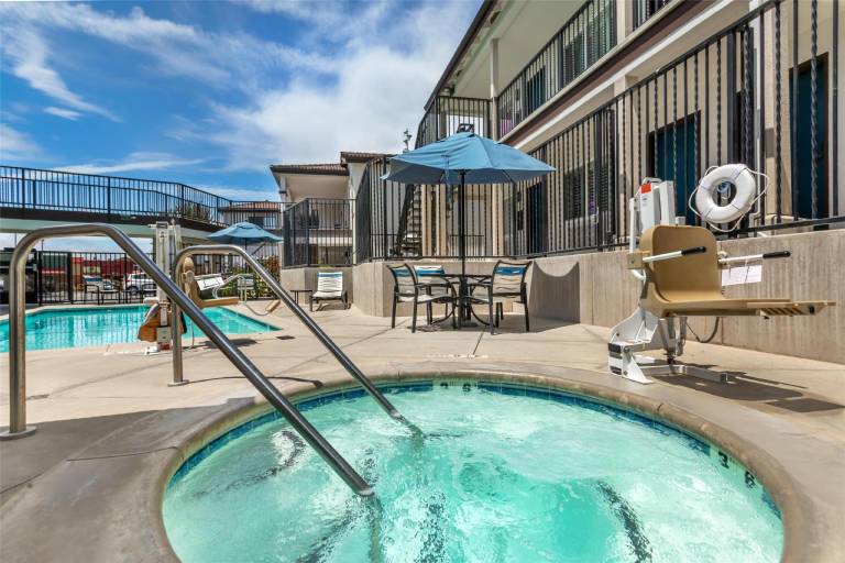 Best Western Rose Garden Inn — photo 2