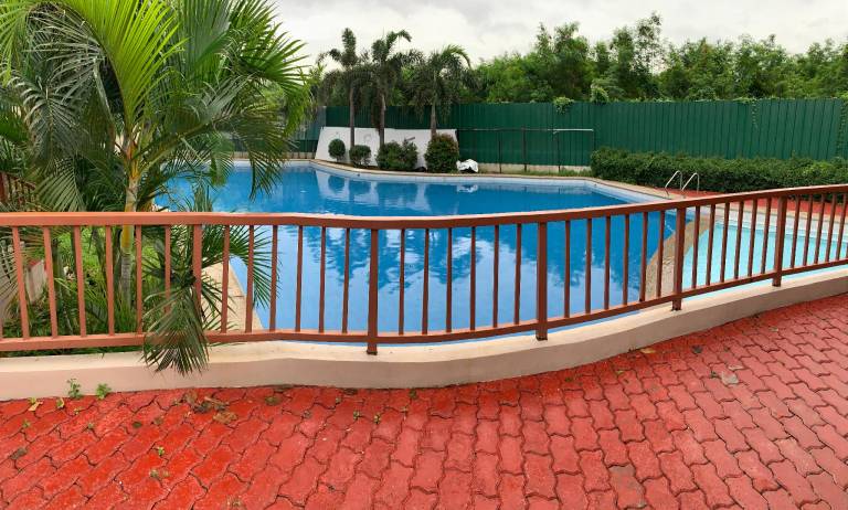 Rental apartment with garden & pool — photo 4