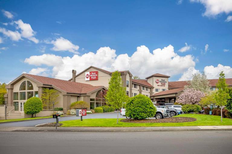 Best Western Plus Mill Creek Inn in Salem, OR