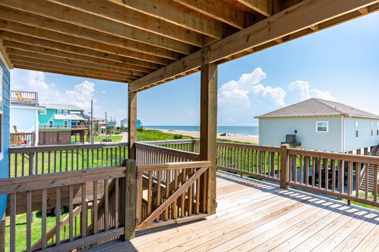 Vacation home with patio — photo 4
