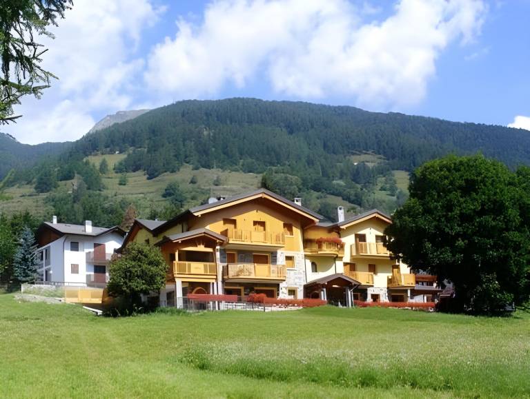Residence Hotel Raggio Di Luce in Ponte di Legno