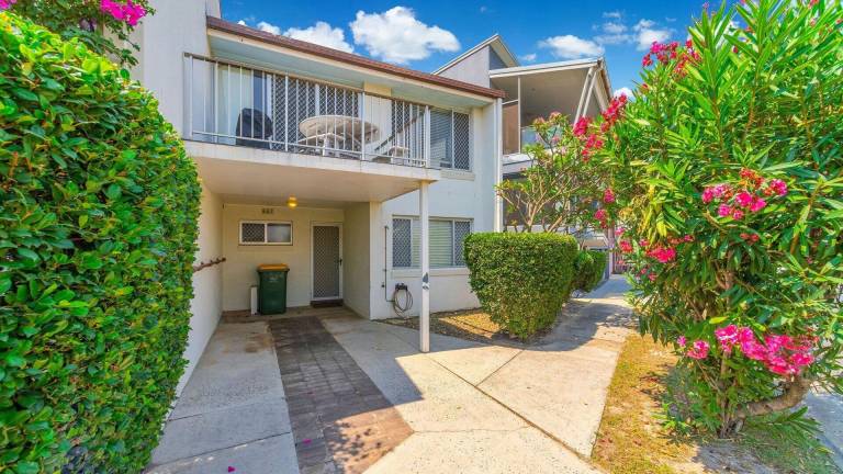 House  Iluka