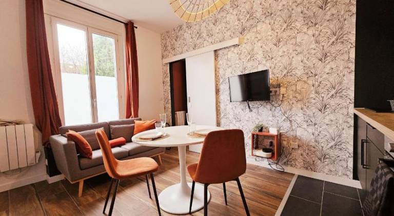 Holiday apartment with 1 room for 2 persons in Rouen