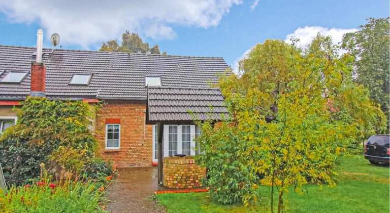 Apartment with 2 rooms for 4 persons in Neustrelitz
