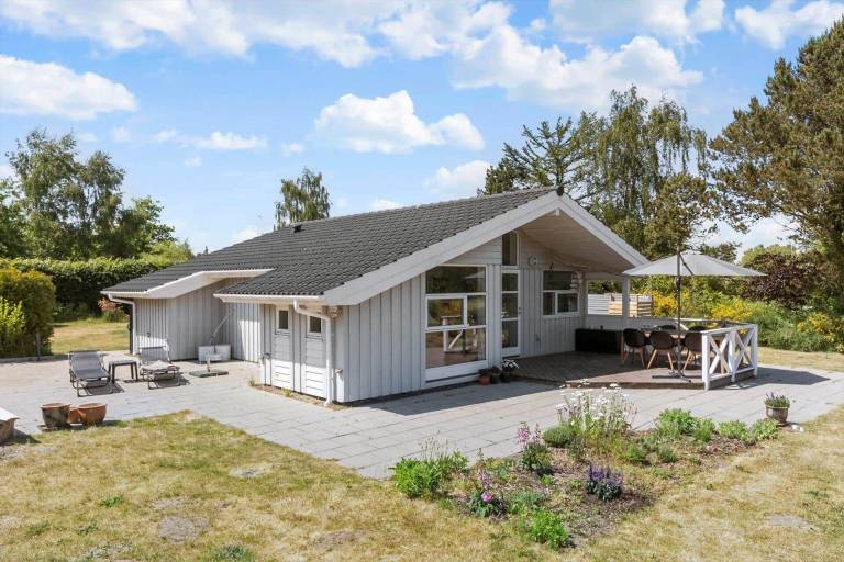 Ferienhaus  Knebel