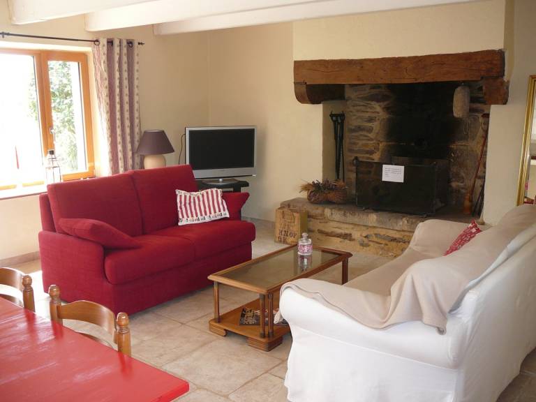 Fully equipped house with yard | Pets are welcome — photo 3