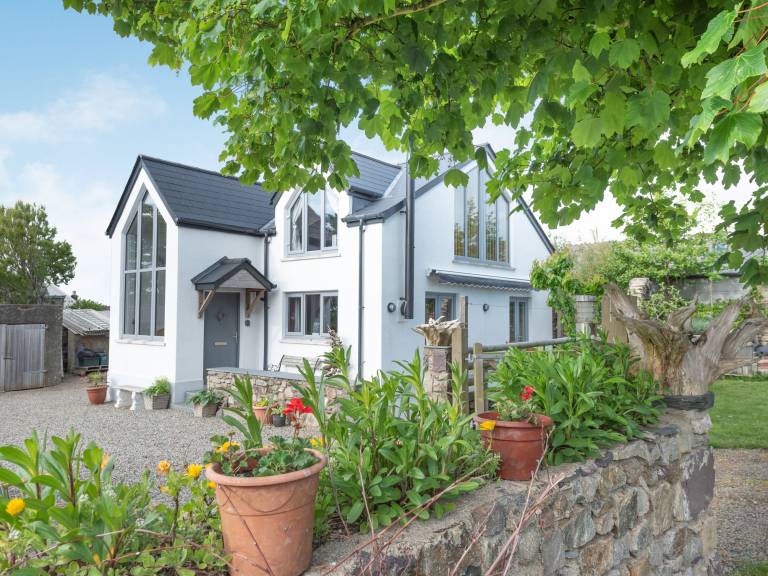 Cottage  Solva