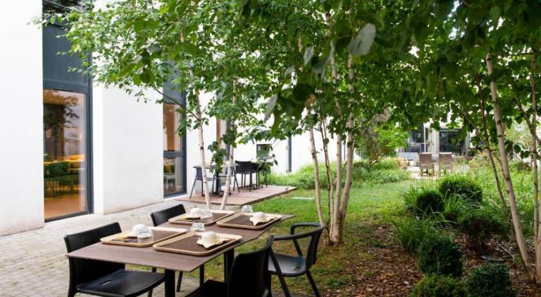 Aparthotel Adagio Lyon Patio Confluence — photo 5