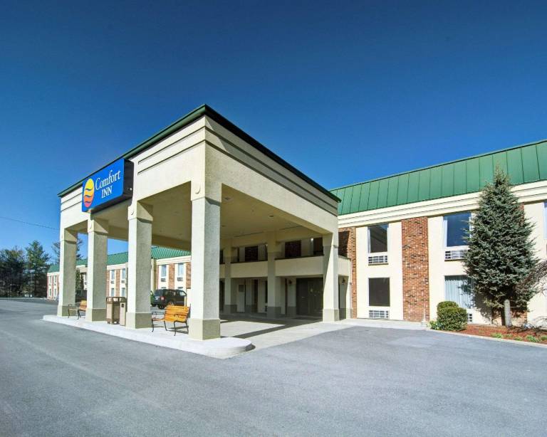 Clarion Pointe Beckley in Beckley, WV