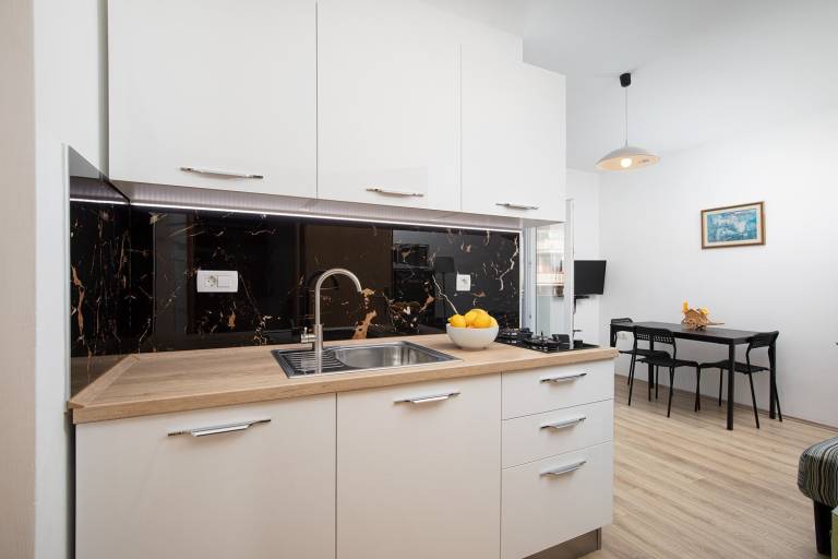 Apartment with terrace in Medulin