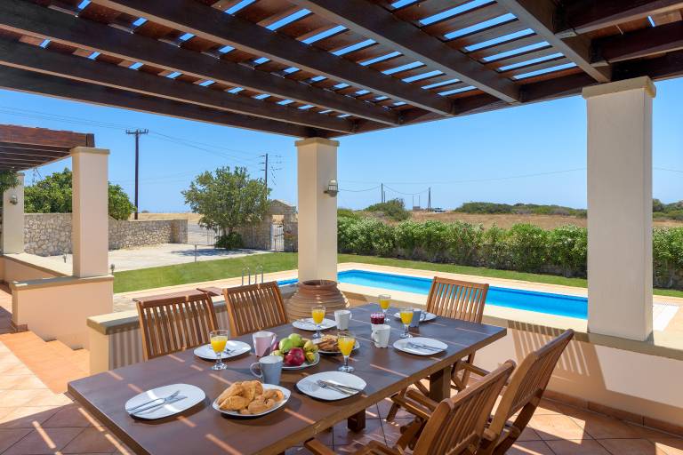 Family-oriented wonderful villa with garden, private pool & patio | Nature view | Close to the beach | Pet-friendly — photo 2