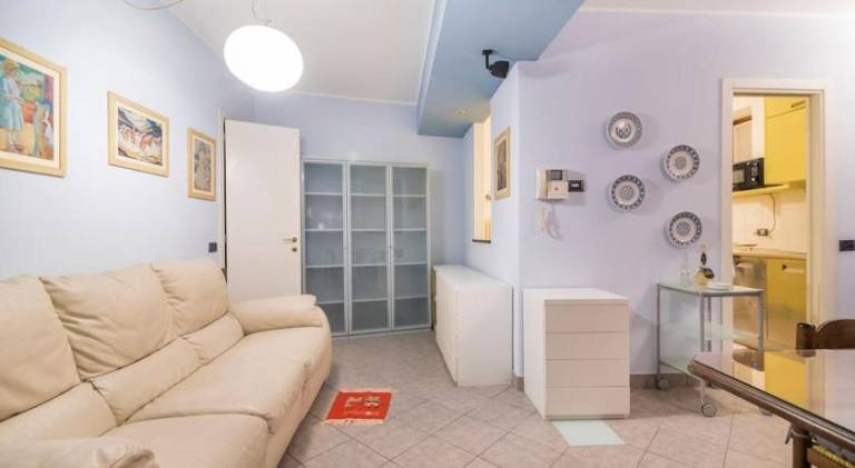 House with 2 rooms for 5 persons in Mergozzo