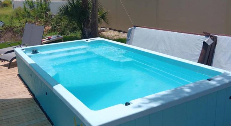 Villa with jacuzzi & pool — photo 4